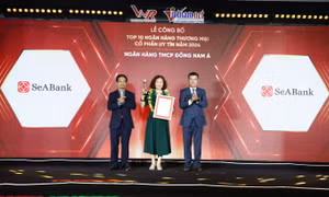 SeABank được vinh danh Top 50 Công ty đại chúng uy tín và hiệu quả