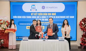 Tổ chức nhiều hoạt động hợp tác, hội nghị khoa học để hỗ trợ phát triển y tế