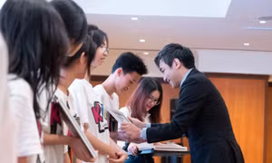 'Qua ống kính trẻ thơ '- xây dựng một thế hệ nhà làm phim tài năng trong tương lai