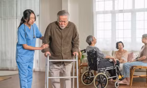 Việt Nam tiến tới già hóa dân số, cơ hội hay thách thức?