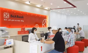 Doanh nghiệp ‘khát’ vốn, ngân hàng mong được nới thêm room tín dụng 
