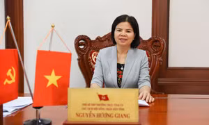 Giám sát việc thực hành tu dưỡng các chuẩn mực đạo đức trong Quy định 144-QĐ/TW