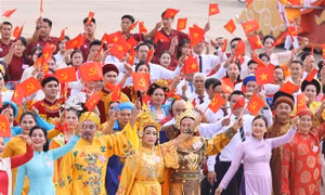 80 nghệ sĩ Nam- Bắc hoà ca ở Lễ diễu binh, diễu hành: NSƯT Tân Nhàn hé lộ điều mới mẻ