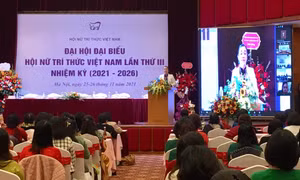Tiếp tục phát huy sức mạnh trí tuệ của phụ nữ Việt Nam