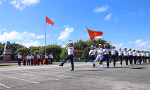 Tiếng đàn ghi ta trên đảo Trường Sa Lớn