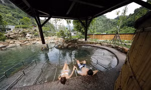Tắm onsen – ‘bác sĩ’ trị liệu từ thiên nhiên