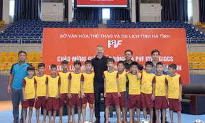 Ryan Giggs: Bóng đá học đường là chìa khoá đưa Việt Nam tới World Cup