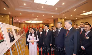 Ngoại giao Việt Nam tiên phong thúc đẩy quan hệ với các nước láng giềng