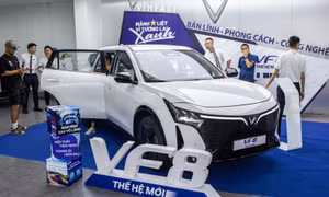 Khách Việt chốt cọc VF 8 thế hệ mới trước khi hết hạn ưu đãi