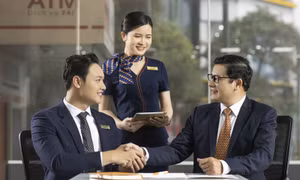 Tưng bừng đón tuổi 31, SHB dành hàng trăm nghìn quà tặng tri ân khách hàng
