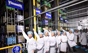 Vinamilk đón thế hệ 'đồng niên' tham quan nhà máy