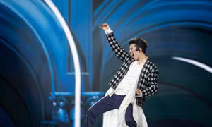 Dimash Kudaibergen: Tại sao cả thế giới 'phát cuồng' trước một giọng hát?