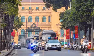 CSGT Thủ đô vào cao điểm bảo đảm giao thông Đại hội XIV