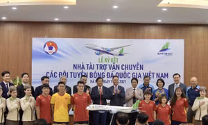 VFF: Đội tuyển bóng đá nữ quốc gia về nước trên chuyên cơ của Bamboo Airways