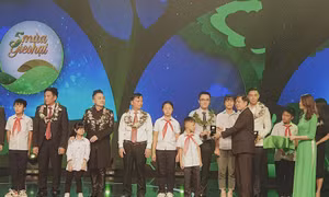 Vinamilk đồng hành cùng chương trình 'Cặp lá yêu thương'