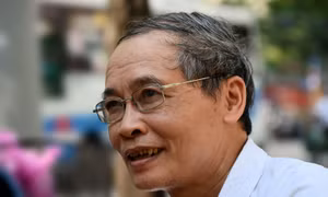 Mùa Xuân đọc thơ Đức Sơn