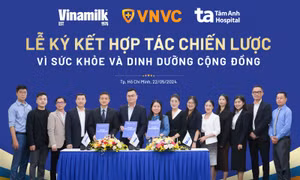 Vinamilk kí hợp tác chiến lược cùng VNVC, bệnh viện Tâm Anh, tăng cường chăm sóc sức khỏe cộng đồng