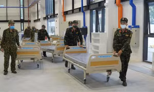 Hà Nội: Có thể trưng dụng chung cư chưa bàn giao làm bệnh viện dã chiến