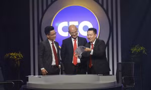 Số 37 'Chìa khóa thành công - Những câu chuyện thật của CEO': Kiên trì theo lối đi riêng