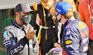 Verstappen - Hamilton: Rượt đuổi nóng bỏng đến ngôi vô địch
