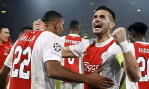 Liverpool và Ajax giành vé vào vòng knock-out Champions League sớm 2 lượt trận