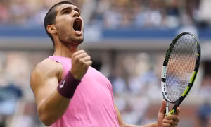 Alcaraz thắng nhanh Djokovic ở bán kết US Open 2025