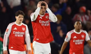 ‘Bệnh cũ’ của Arsenal lại tái phát
