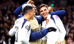 Tottenham - MU: Vượt khó ở Bắc London