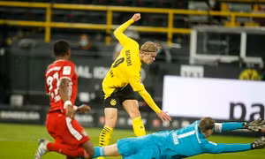 Đánh bại Dortmund, 'Hùm xám' Bayern xây chắc ngôi đầu bảng