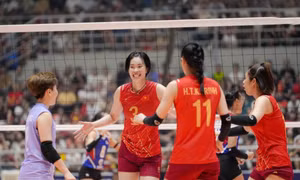 SEA V.League 2025: Tuyển bóng chuyền nữ Việt Nam khởi đầu với chiến thắng 3 – 0 trước tuyển nữ Indonesia 