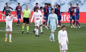 Real Madrid đang xa dần giấc mơ bảo vệ vô địch La Liga