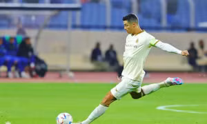 Ronaldo phá kỷ lục thế giới ngay khi ghi bàn đầu tiên cho Al-Nassr