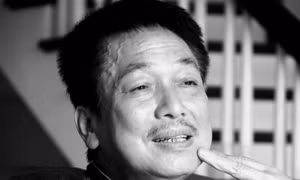 Xin cúi đầu trước vinh quang để đời