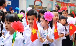Những khoảnh khắc hồn nhiên của các bé trong ngày đầu vào lớp 1