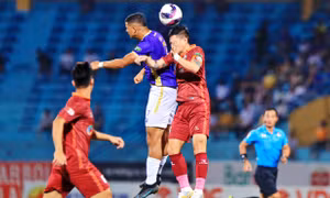 Góc nhìn chuyên gia: Gập ghềnh đường đến ngôi vương V-League 2022