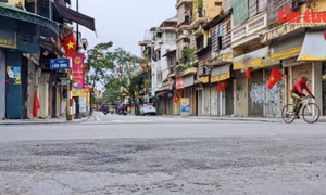 Một Hà Nội đẹp nôn nao trong bình yên sáng mùng 1 Tết