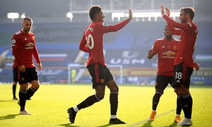 Bruno tỏa sáng giúp MU hạ Everton, Solskjaer lại ‘thoát hiểm’