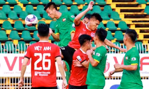 Liên tiếp hoãn các trận đấu Giải bóng đá hạng Nhất quốc gia 2022 do có nhiều cầu thủ mắc COVID-19