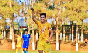 Trung vệ cao 1 m 91 của Hoàng Anh Gia Lai là ‘vũ khí mới’ của U17 Việt Nam ở giải châu lục