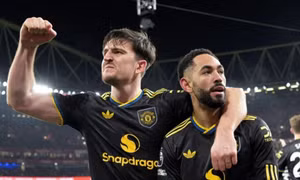 Man United - Fulham: Sân Old Trafford lại mở hội