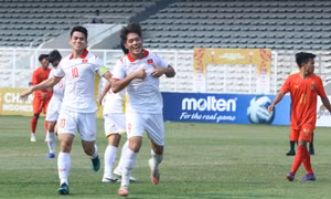 Đánh đại U19 Myanmar 3 - 1, U19 Việt Nam tiếp tục dẫn đầu bảng A