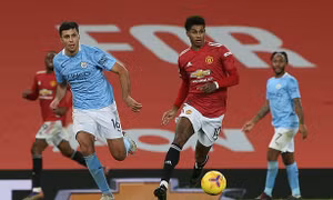 Thành Manchester rực lửa
