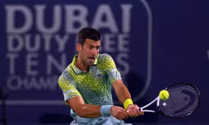 Vì sao nghỉ thi đấu cả tháng, Djokovic vẫn giành lại ngôi số 1 thế giới?