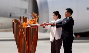 Rước đuốc Olympic Tokyo 2020: Viễn cảnh về hành trình tràn ngập tiếng... vỗ tay