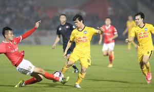 Vòng 6 V-League 2021: Lee Nguyễn tái ngộ Kiatisak
