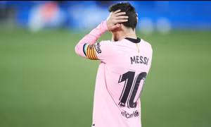 Khủng hoảng ở Barcelona: 'Dột’ từ thượng tầng tới hạ tầng