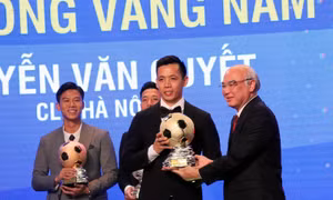Quả bóng Vàng Văn Quyết: Sự khẳng định thành tích trong năm 2020