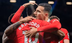 Quỷ đỏ xuất sắc đánh bại Liverpool