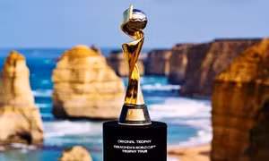 Việt Nam đón Cúp vàng FIFA World Cup nữ vào ngày 4/3