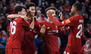 Liverpool loại Arsenal khỏi Cúp Liên đoàn sau ‘đại tiệc’ bàn thắng